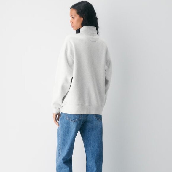 Aritzia - Cozy Sweatfleece Boyfriend 1/2 Zip Sweatshirt size M - Picture 3 of 8